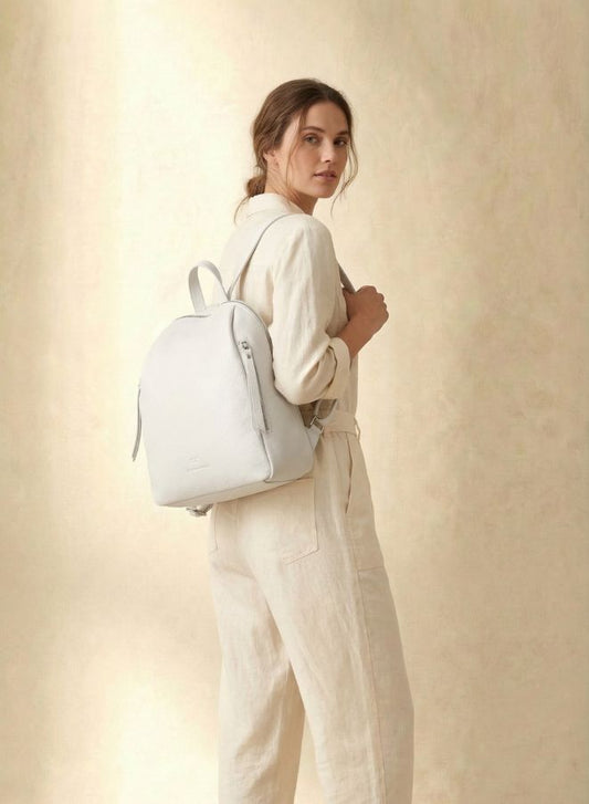 حقيبة ظهر من الجلد الطبيعي للنساء من جاي ماتيولو