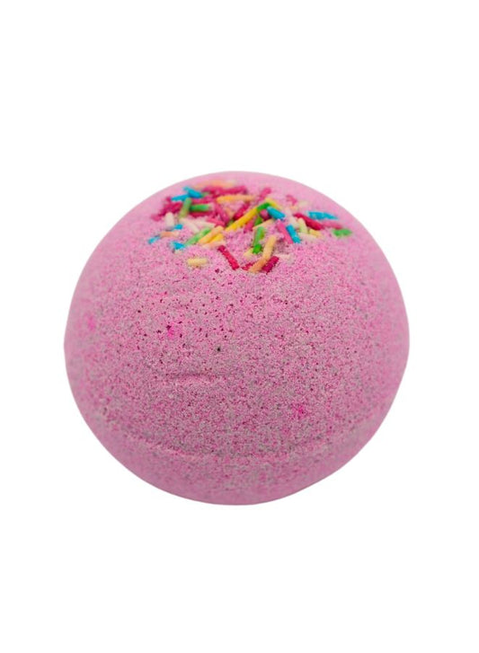 Soap&Friends Cherry Bath Bomb 110g – Fizzy Fruity Bath Bomb with Sweet Cherry Scent – Moisturizing Natural Spa Bath Bomb