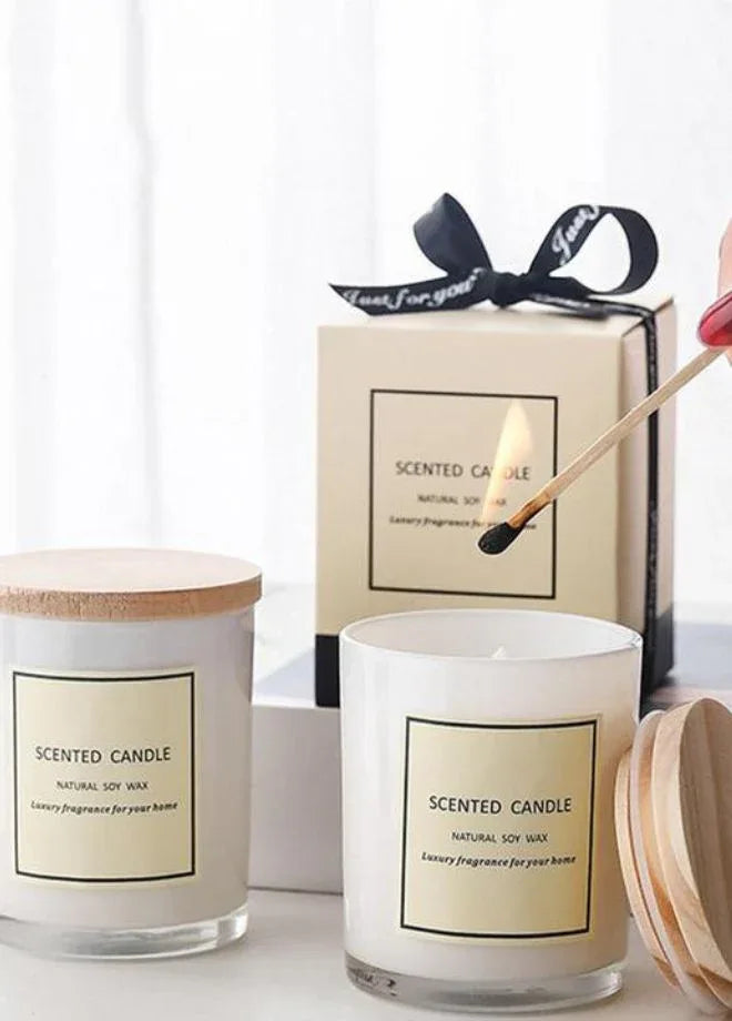 Premium Glass Jar Rose Scented Candle - Romantic Floral Atmosphere - Prolonged Fragrance Release - Enjoy Up to 40 Hours of Blissful Burning