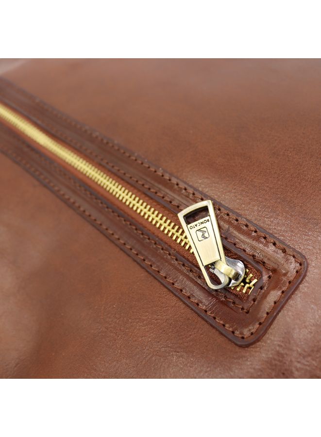 R Roncato Leather Shoulder Bag for Men and Women, Made in Italy, Stylish Flap Design with Internal Front Pocket