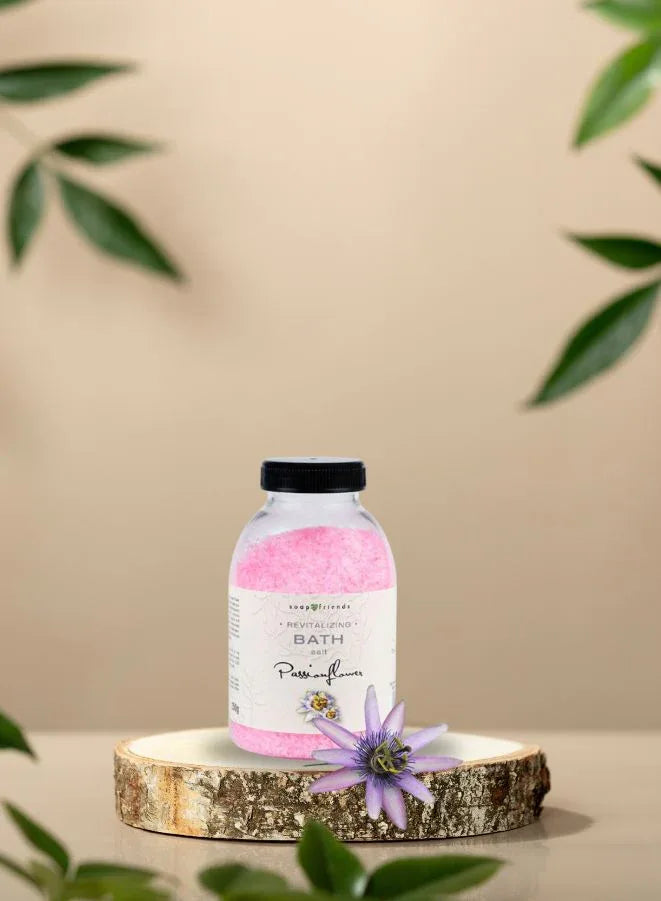 Soap&Friends Fine-Grained Passion Flower Bath Salt – Natural Relaxing Bath Salt with Floral Aroma, Cruelty-Free, Soothing Self-Care for Body & Mind