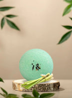 Soap&Friends Lemongrass Bath Bomb 110g – Refreshing Fizzy Bath Bomb with Citrus Essential Oils – Natural Spa Bath Bomb