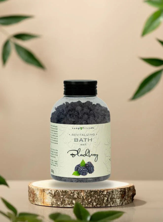 ملح الاستحمام سوب آند فريندز جوسي بلاك بيري للبشرة المغذية والشبابية، 500 جرام
