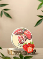 Natural Strawberry Lip Scrub for Moisture and Nourishing Lips by Soap&Friends, 15ml