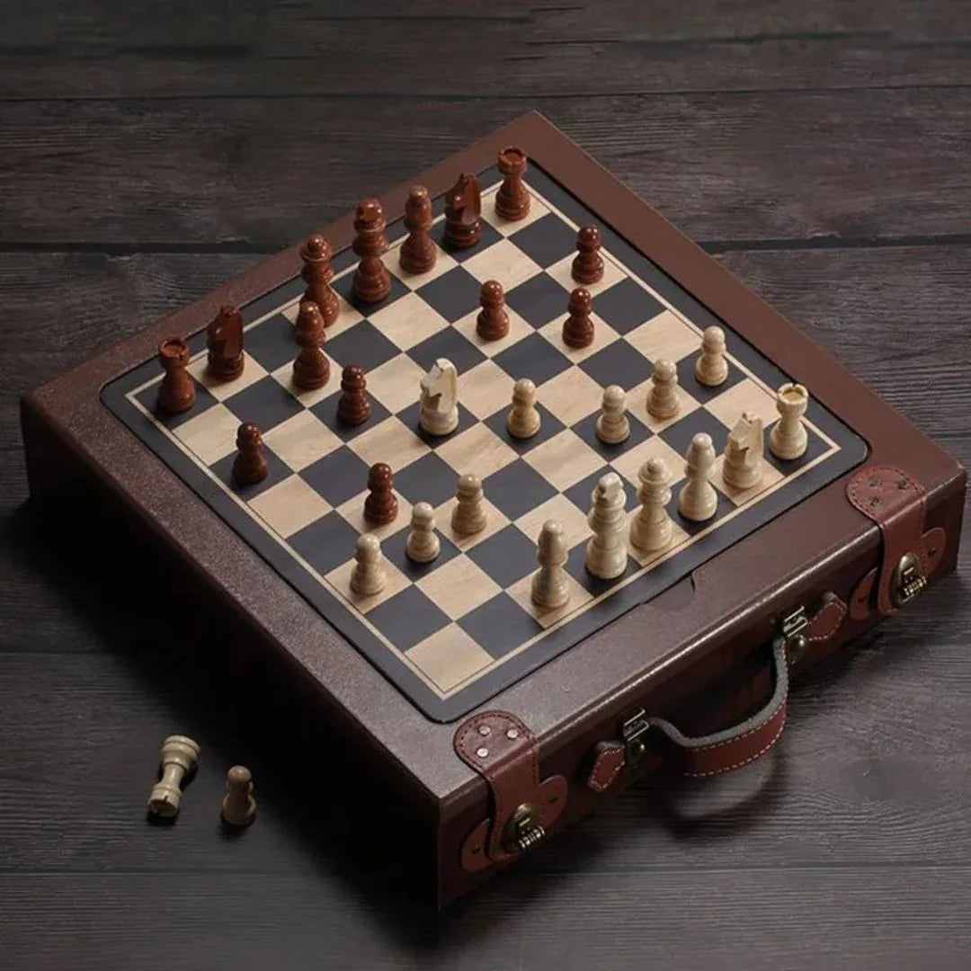 لوحة شطرنج متعددة الوظائف في علبة خشبية - مجموعة 12 في 1
