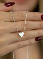 بسيطة الحب القلب قلادة قلادة المختنق سلسلة | قلادة عيد الحب للنساء والفتيات والمراهقات.