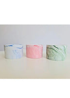 شمعة معطرة برائحة الغاردينيا من الزجاج الخالد - عطر منزلي آسر - مدة حرق ممتدة - ما يصل إلى 47 ساعة من النعيم المعطر الدائم